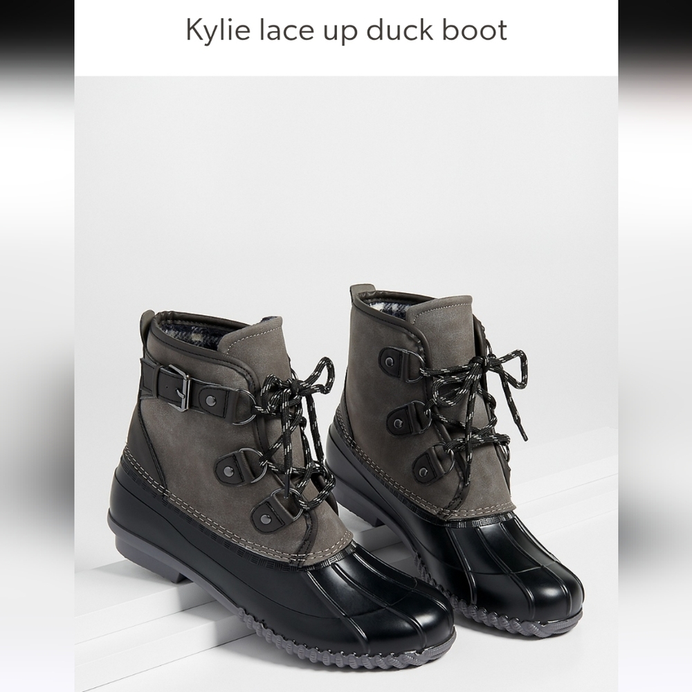 AWESOME KYLIE MAURICES DUCK BOOT